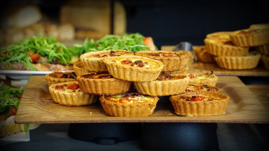 Quiche aux poireaux : la tarte salée fondante qui se mange chaude ou froide