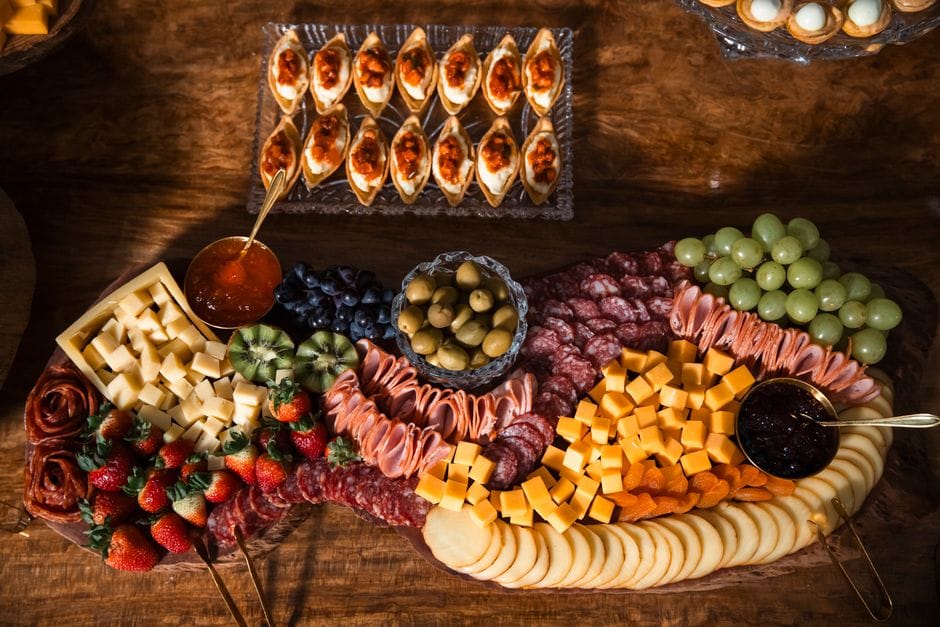 Apéritif dînatoire du Nouvel An : mes toasts et bouchées pour finir l'année en beauté
