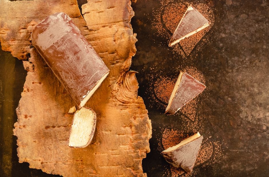 Bûche de Noël roulée au chocolat : le dessert de fête plus facile qu'il n'y paraît