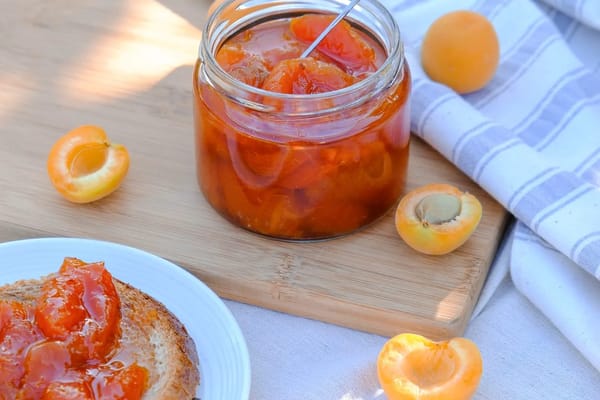 Confitures de juillet : le bon moment pour mettre en bocal abricots et prunes avant qu'ils ne s'abîment